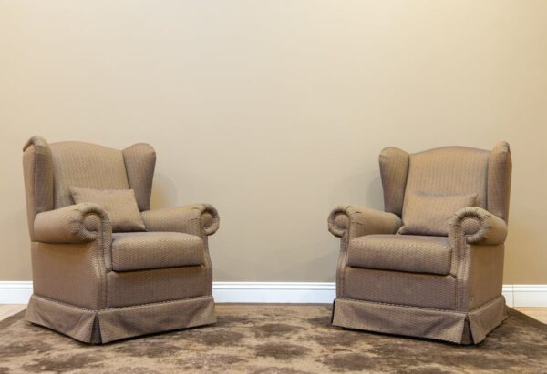 Wings chair – skrzydlate oparcie jako element komfortu i stylu